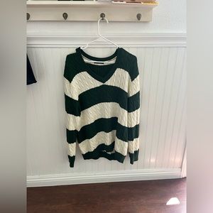 Brandy Melville Green and White Oversized Sweater